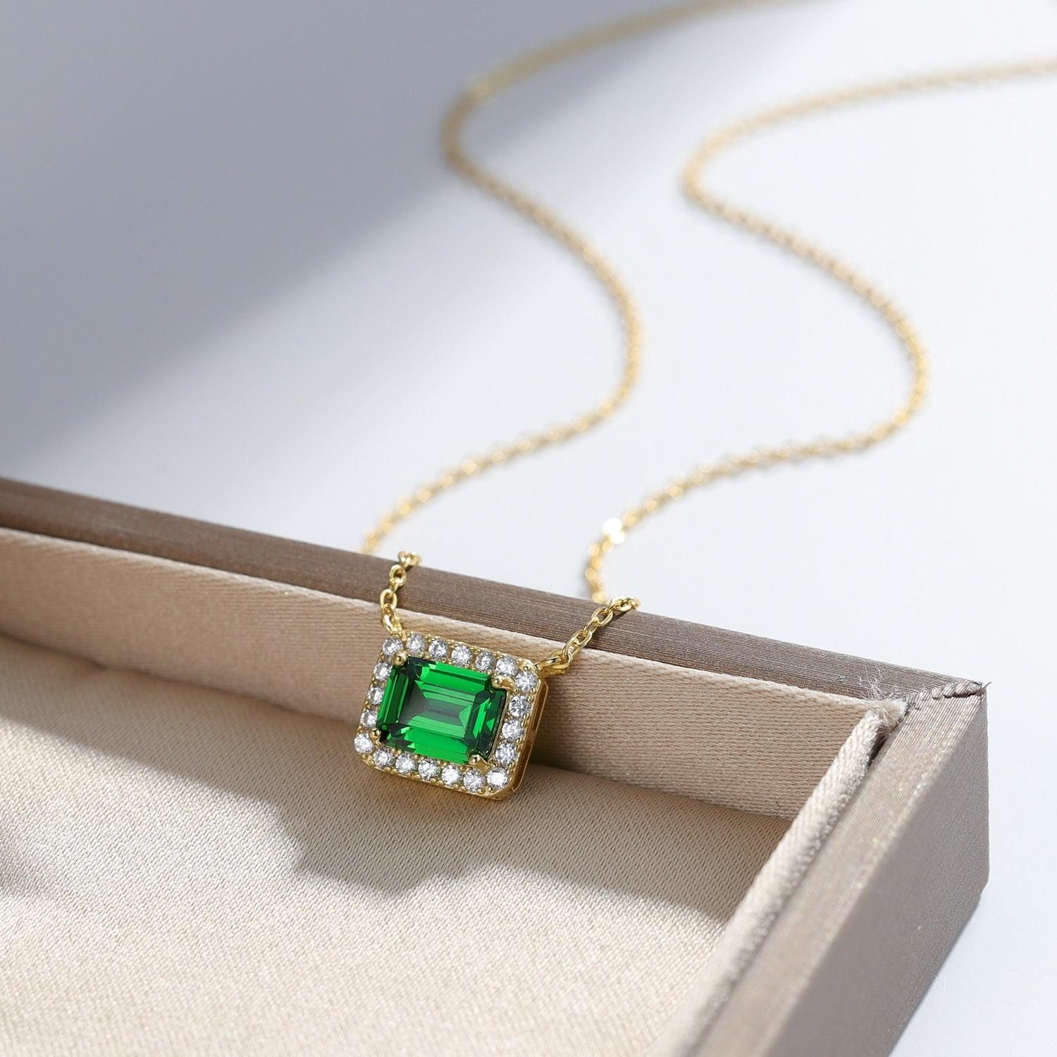 Emerald Pendant Necklace - Saivique